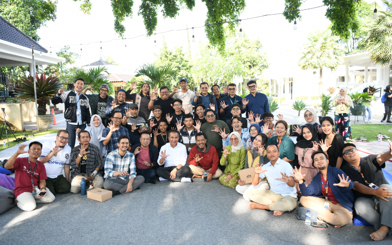 Pj Gubernur Anjangsana Bersama Pegiat Media Sosial se-Jawa Barat