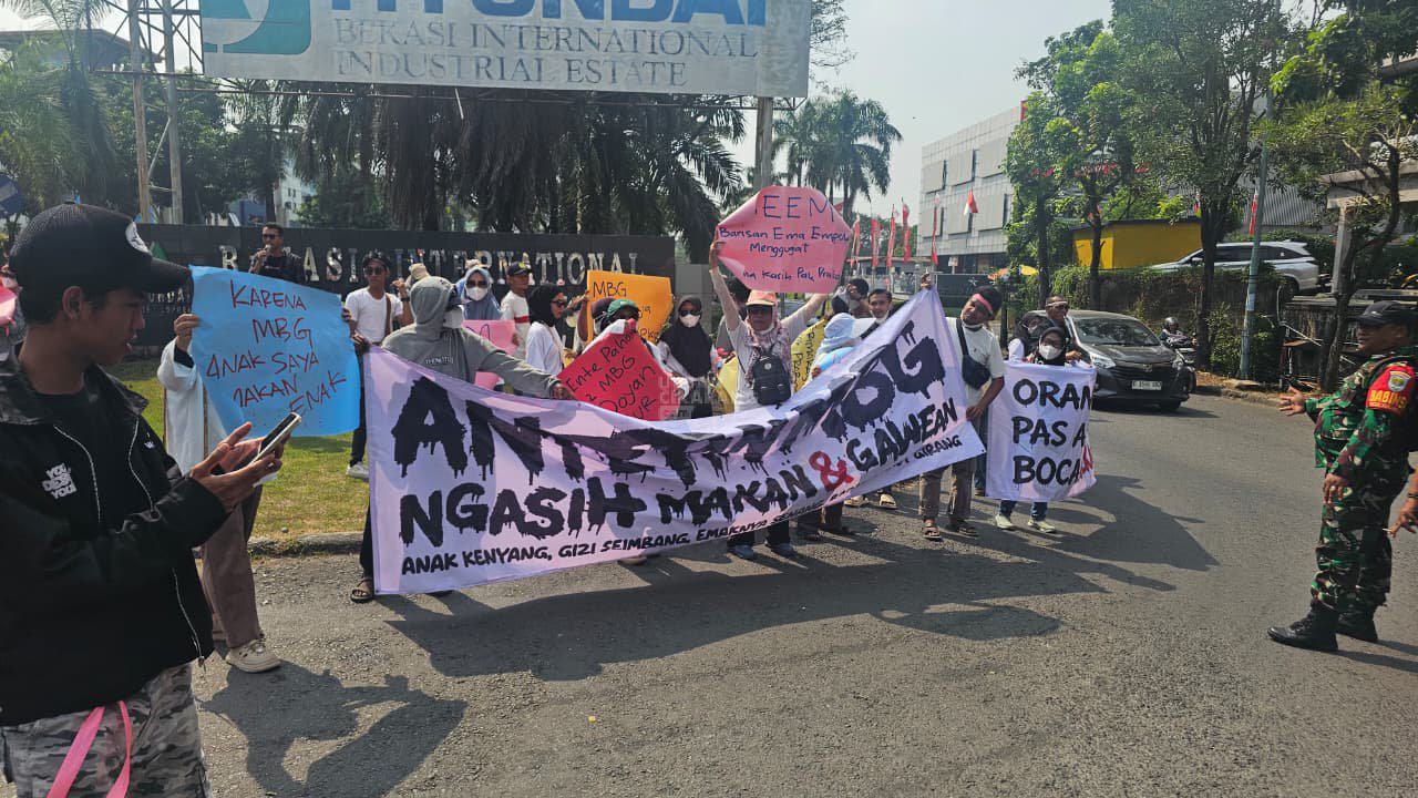 Masyarakat Bekasi Peduli Gizi Anak Bangsa Gelar Aksi Dukungan Program MBG di Cikarang
