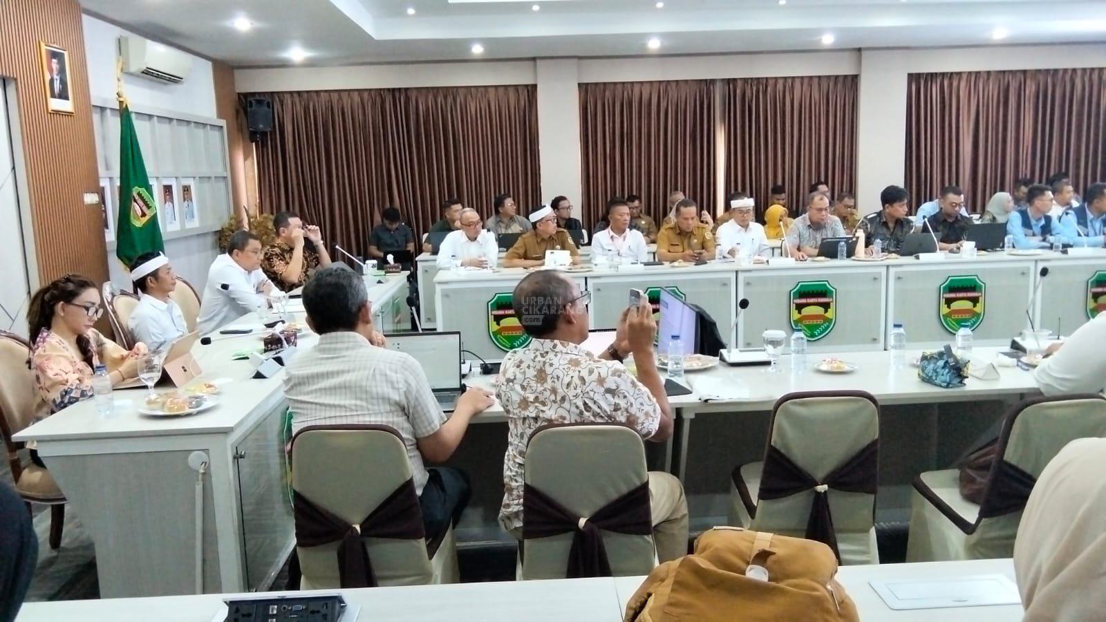 Data Center AI Butuh 27 Liter Air per Detik, Pemkab Purwakarta Pastikan Tak Ganggu Warga dan Pertanian