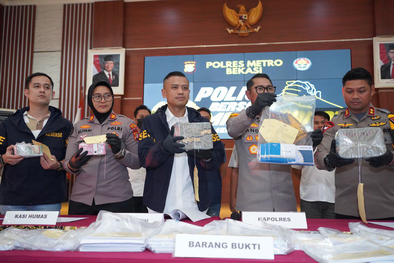 Polres Metro Bekasi Bongkar Korupsi KUR Fiktif Bank BJB, 41 Identitas Warga Dipakai hingga Negara Rugi Rp3,92 Miliar
