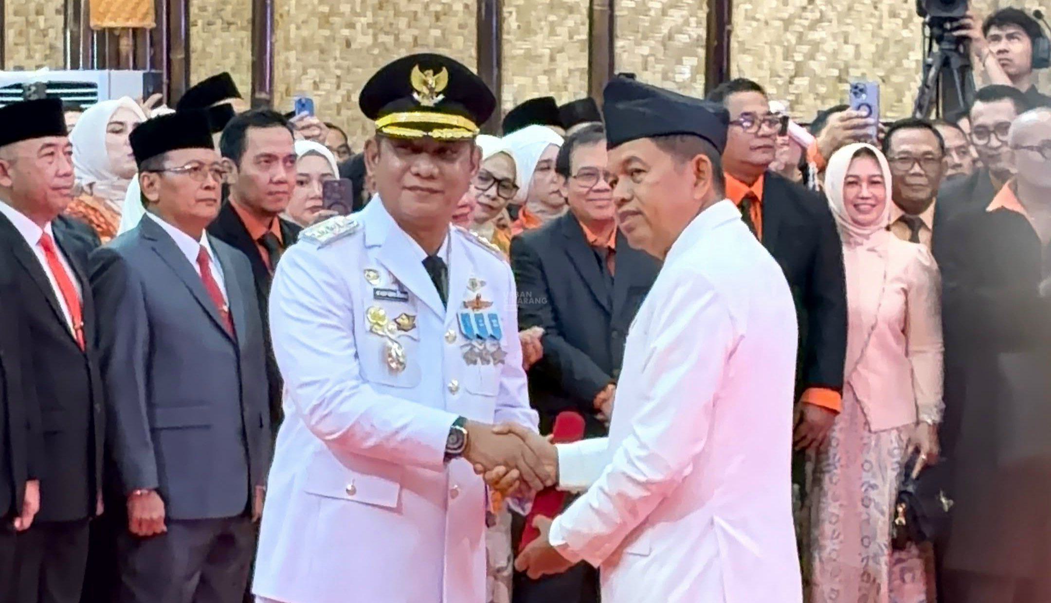 Dilantik KDM Jadi Bupati Bekasi Definitif, Asep Surya Atmaja Diminta Fokus Benahi Infrastruktur dan Pelayanan Publik