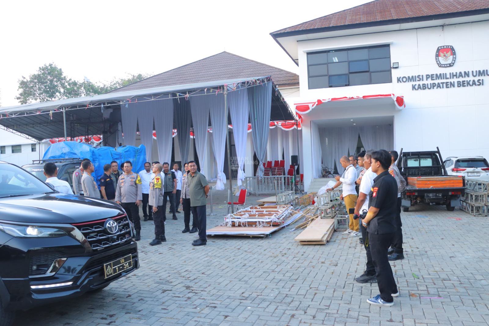 Besok Pendaftaran Calon Bupati dan Wakil Bupati Bekasi, Kapolres Tinjau Kesiapan Pengamanan