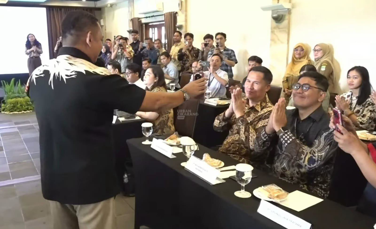 Buka 1.313 Lowongan Kerja, Bupati Bekasi Minta Perusahaan Beri Kesempatan Warga Lokal