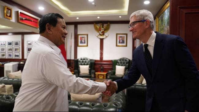Era Baru Apple: Tim Cook Mundur dari CEO per 1 September 2026, John Ternus Terpilih Pengganti